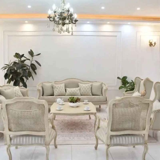 مبل کلاسیک کویین فرانسوی